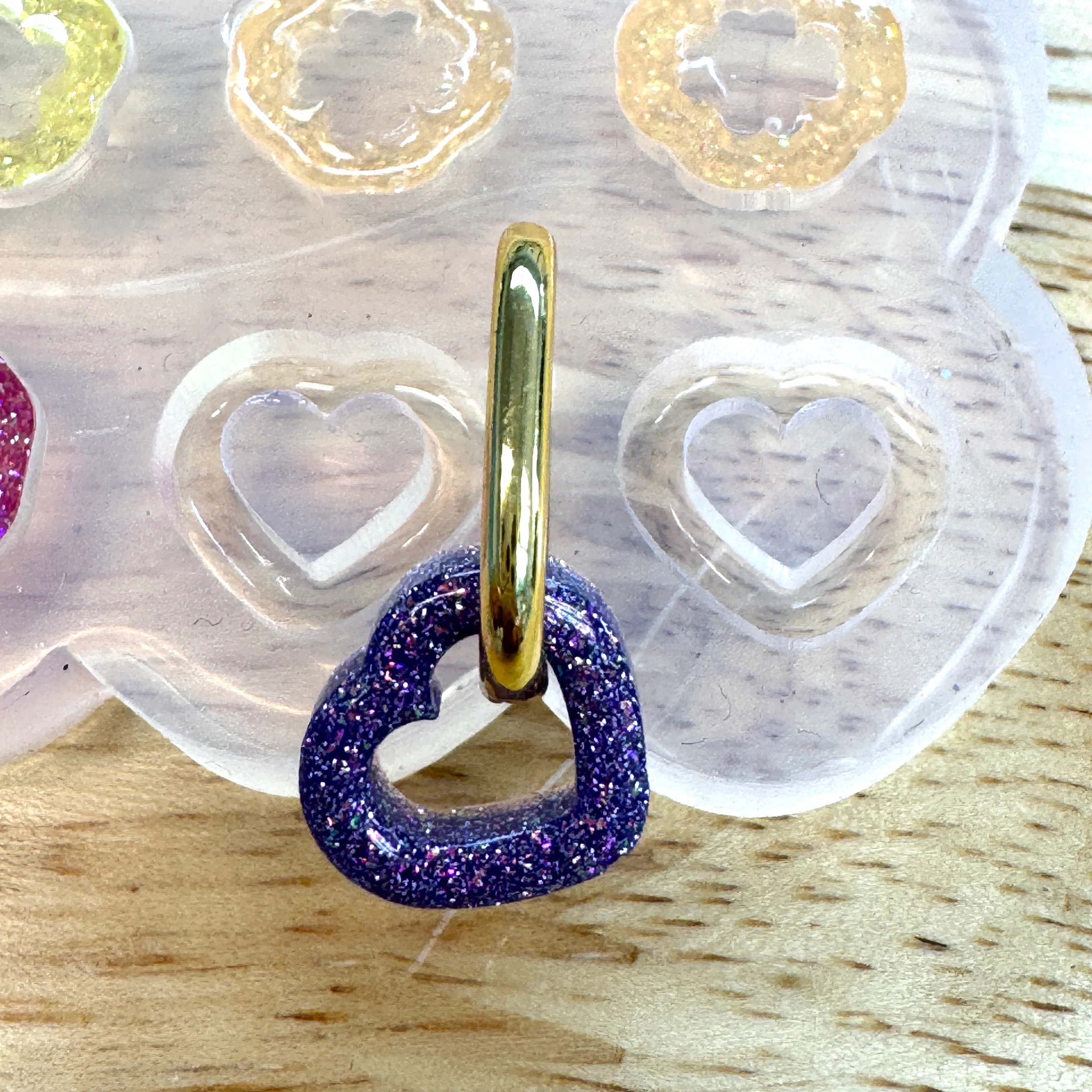Interchangeable Shapes UV Resin Earring Mold for Link Hoops - Image 2